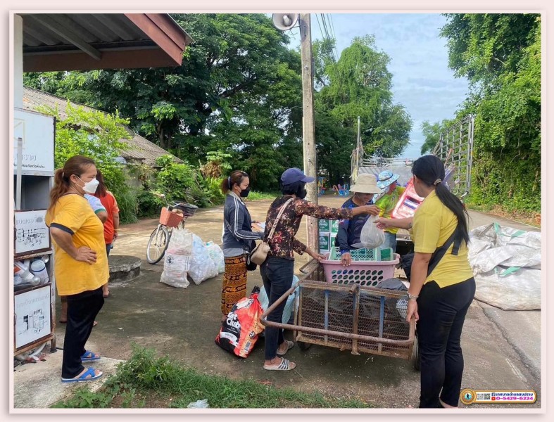 กิจกรรมซื้อขายขยะรีไซเคิล ครั้งที่ 3 ... Image 2