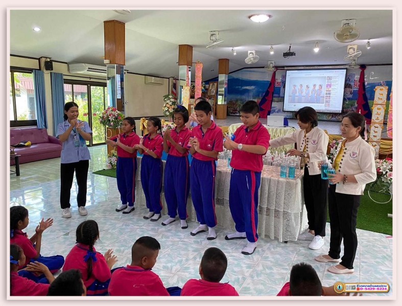 โครงการโรงเรียนส่งเสริมสุขภาพป้องกันโรคติดต่อในสถานศึกษา ... Image 3