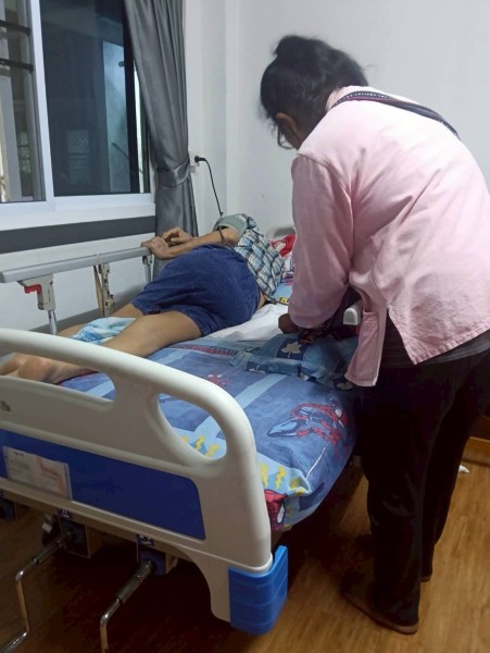 ออกเยี่ยมดูแลผู้สูงอายุที่มีภาวะพึ่งพิงและบุคคลอื่นที่มีภาวะพึ่งพิง ปีงบประมาณ 2568 ... Image 5