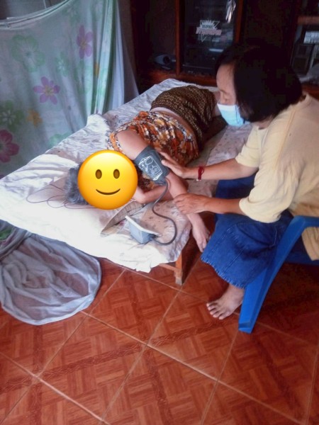 ออกเยี่ยมดูแลผู้สูงอายุที่มีภาวะพึ่งพิงและบุคคลอื่นที่มีภาวะพึ่งพิง ปีงบประมาณ 2568 ... Image 7
